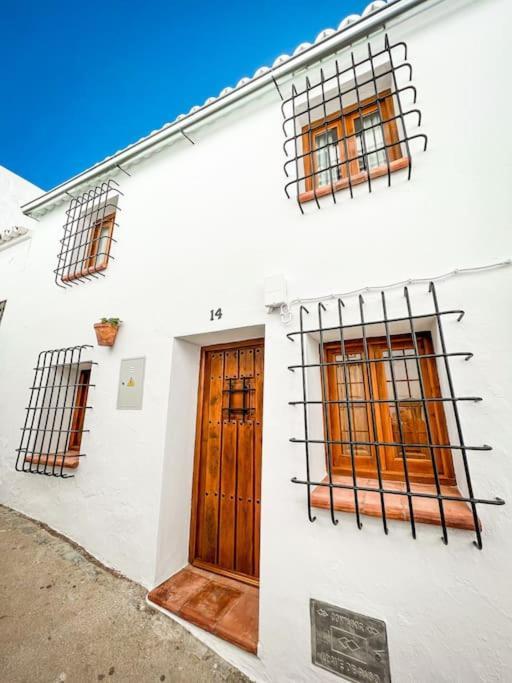 Casa La Buganvilla Olvera Bagian luar foto